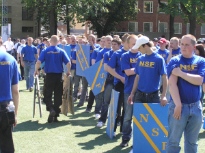 Nationalsocialistisk front, Svenskarnas partis föregångare, samling inför Folkets marsch i Vasaparken i Stockholm i början av juni 2007. Foto: Anna-Lena Lodenius
